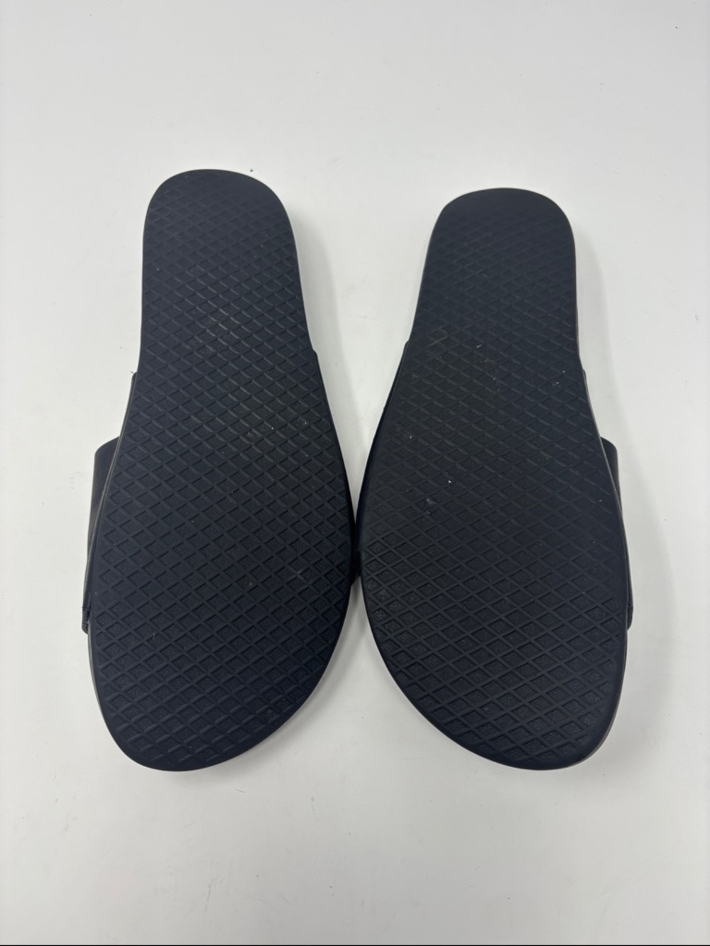 Vans | 9 Black Slide Sandals - Minimal Slip-On - Picture 3 of 4